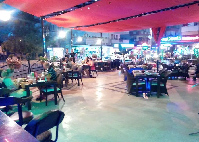 Sailor Aparthotel 4*