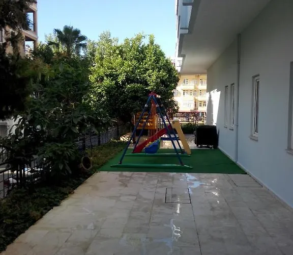 Sailor מלון דירות אלאניה