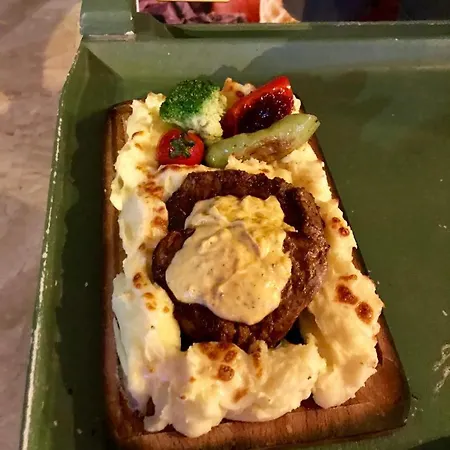 Sailor Aparthotel 4*