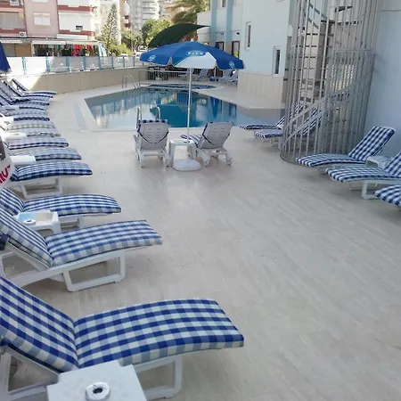 Apartahotel Sailor 4*